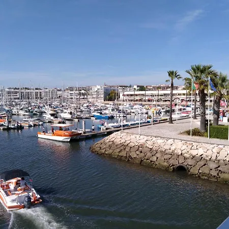 Amazing Marina Park Apartman